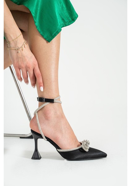 Siyah Saten Bilekten Bağlamalı Taşlı Fiyonklu Topuklu Kadın Ayakkabı fırsatları