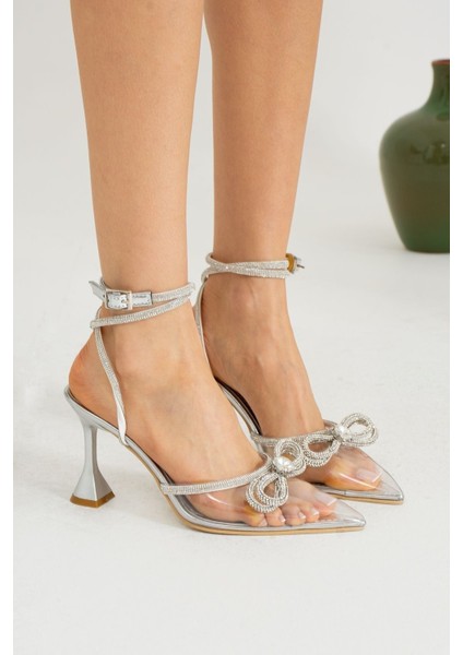 Şeffaf Kadın Topuklu Ayakkabı Taşlı Fiyonklu Orta Topuk 8 cm Şampanya Tabanlı fırsatları