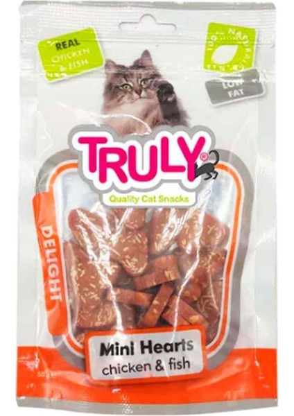 Delight Tavuk Etli ve Balıklı Kalp Şeklinde Yumuşak Kedi Ödül Maması 50 gr