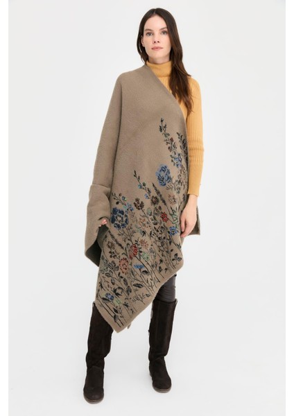Kadın Triko Kenarları Kır Çiçeği Desenli Şal 10