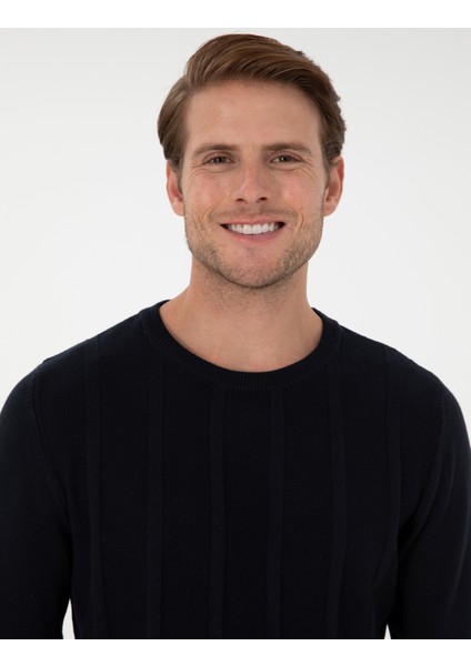 Erkek Lacivert Slim Fit Bisiklet Yaka Triko Kazak 50300531-VR033 fiyatları