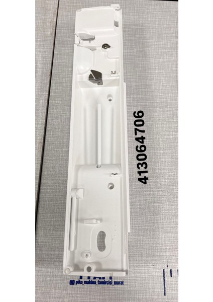 413064706 Üst Kapak