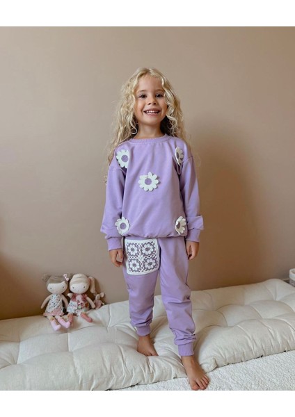 Kız Çocuk Lila Model Beyaz Çiçek Kabartma Desenli Alt Üst Eşofman Takımı 2 Iplik Trend