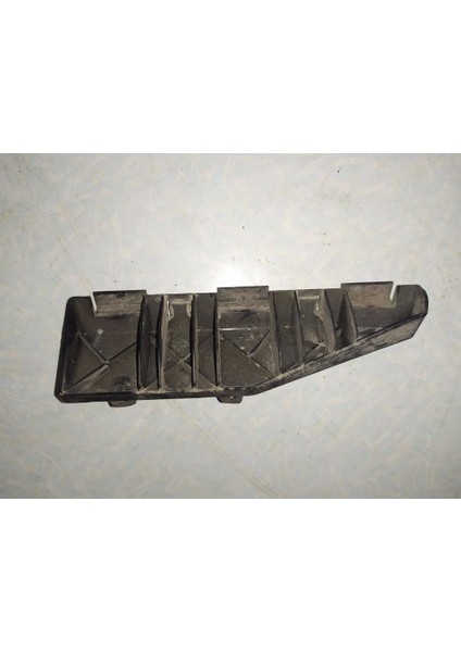 Tampon Bağlantı Braketi Corolla 02-06 Arka Sağ (Oem No: 52155-02060)