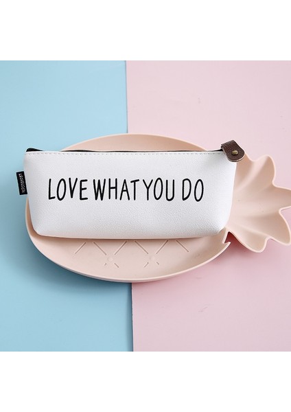 Ilkokul ve Ortaokul Öğrencileri Taşınabilir Fermuarlı Saklama Kalem Kutusu Pu Deri Düz Renk Kırtasiye Küçük Taze Basit Üçgen Kalem Çantası (Yurt Dışından)