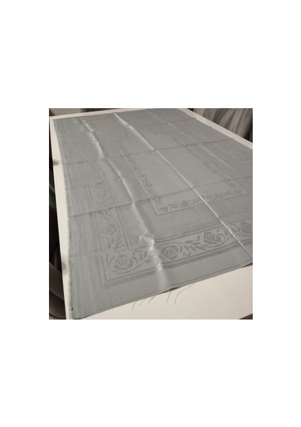 Etamin Işlemelik Tek SECCADE.(80X135) Işlemelik Tek Seccade.