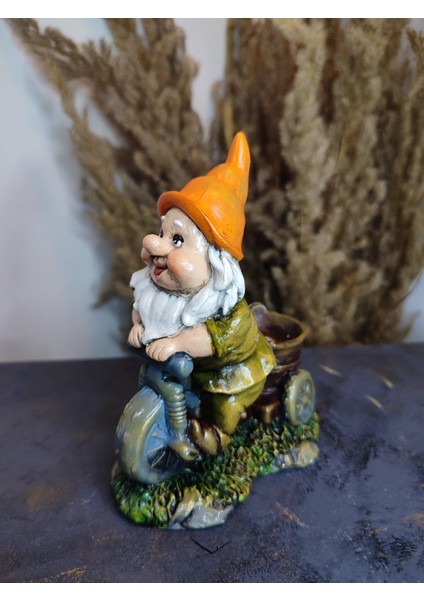 Bisikletli Sevimli Cüce Dekoratif Obje & Biblo Model 1 fiyatları