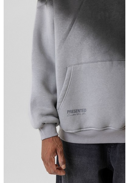 Renk Geçişli Oversıze Kapüşonlu Sweatshırt Gri