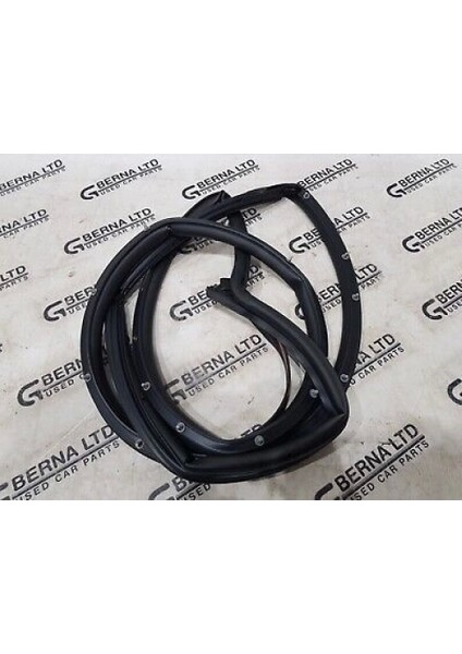 Arka Kapı Fıtılı Sol Ford Fıesta Bm 08- (Oem No: 8A61 A253A11 Ay)