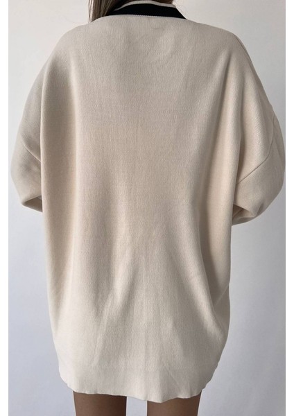 Çift Cepli Uzun Kol Düğmeli Şeritli V Yaka Triko Hırka modelleri