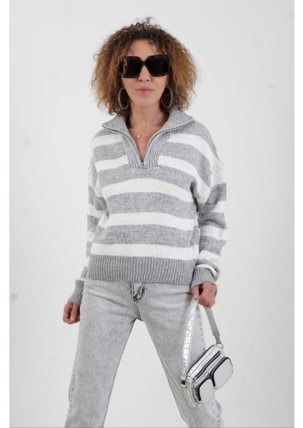 Gri Çizgili Fermuarlı Kazak