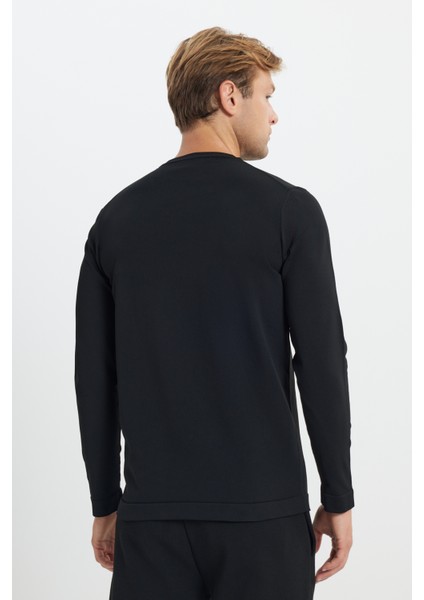 Standart Fit Normal Kesim Bisiklet Yaka Triko Kazak indirimleri