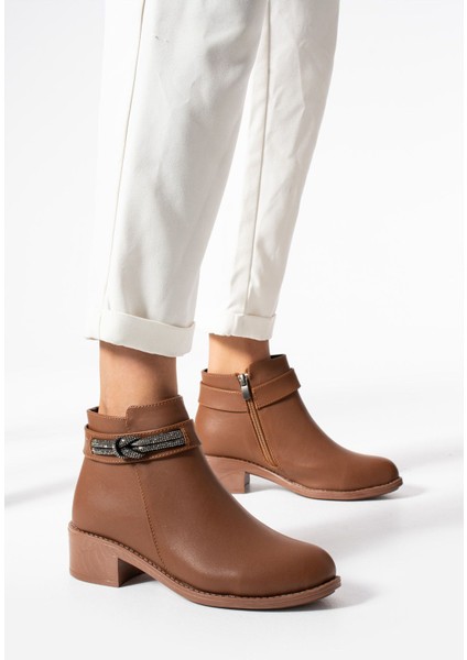 Kadın Fermuarlı Yandan Burgu Taş Detaylı Cilt Günlük Bot Çizme Ayakkabı