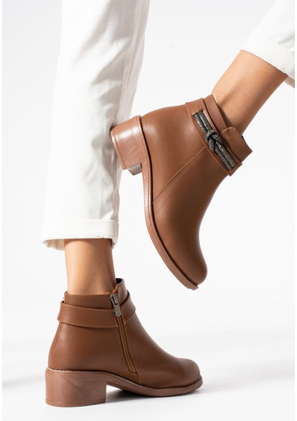 Kadın Fermuarlı Yandan Burgu Taş Detaylı Cilt Günlük Bot Çizme Ayakkabı fiyatları