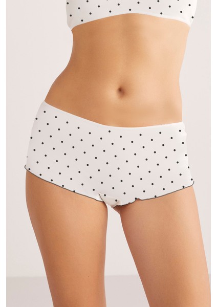 Polka Puantiyeli Kadın Şort Beyaz fiyatları