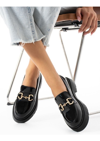 Hafif Taban Gold Toka Detaylı Kadın Loafer Ayakkabı modelleri