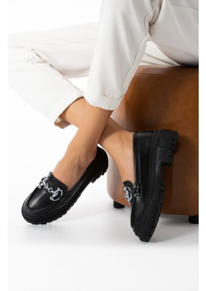 Rahat Kalıp Taban Toka Detaylı Kadın Makosen Loafer modelleri
