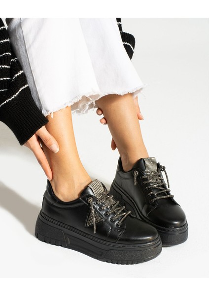 Akya Kadın Kalın Taban Taşlı Bağcıklı Sneaker
