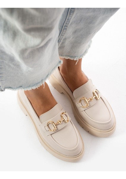 Hafif Taban Gold Toka Detaylı Kadın Loafer Ayakkabı fiyatları