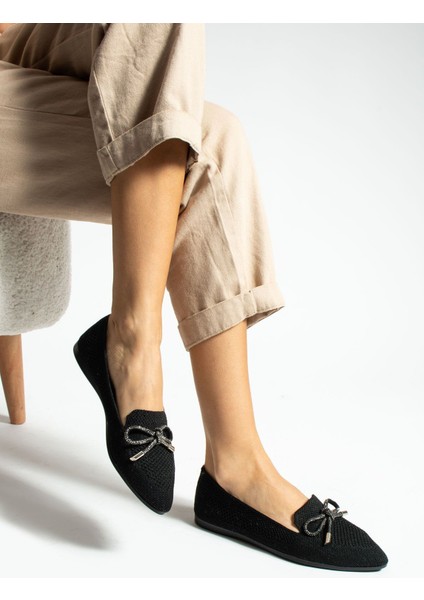 Sivri Burun Şık Bıyık Tokalı Kadın Babet Ev Babeti