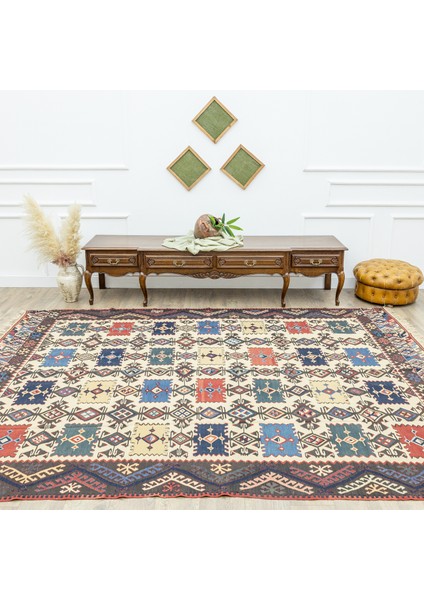 Cliff Etnik Tasarımlı Yün Kilim 234X303 cm