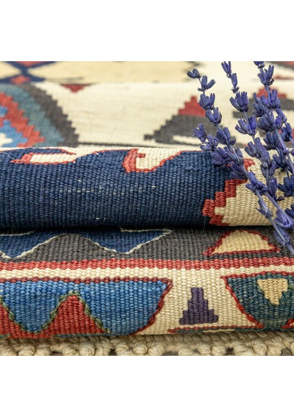 Cliff Etnik Tasarımlı Yün Kilim 234X303 cm