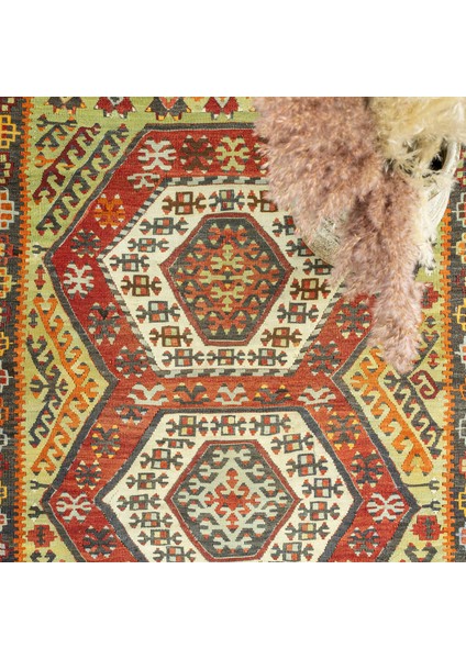 Elnara Geometrik Tasarımlı Yün Kilim 102X145 cm modelleri