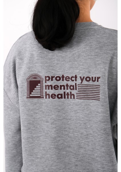 Protect Your Mental Health Relaxed Fit Sweatshirt Kadın - Gri fırsatları