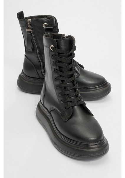 Nicolas Siyah Bağcıklı Fermuarlı Kadın Postal Bot