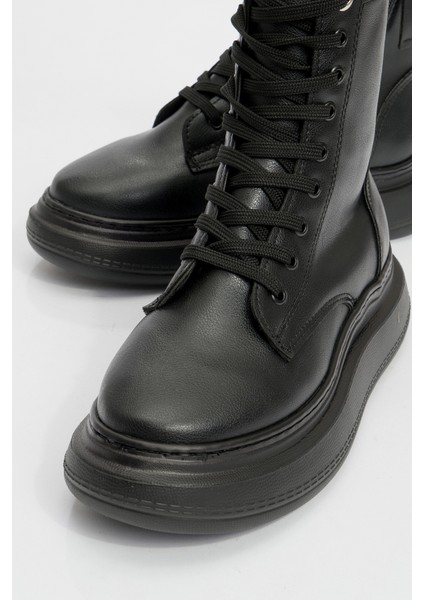 Nicolas Siyah Bağcıklı Fermuarlı Kadın Postal Bot modelleri