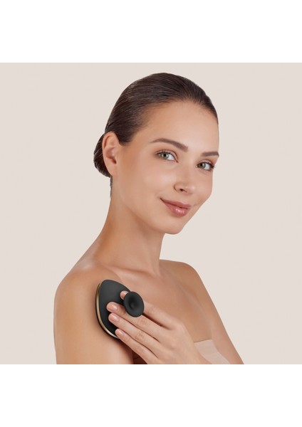 Metal Detaylı Yumuşak Silikonlu Vücut Temizleme Fırçası | Body Brush fırsatları
