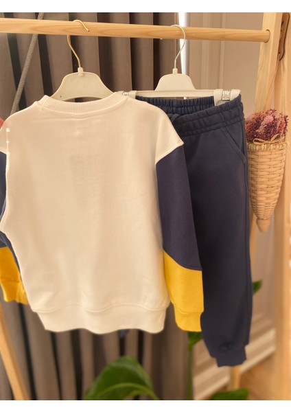 Babyaden Yazı Baskılı Sarı Lacivert Çift Cepli Jogger Rahat Erkek Çocuk Okul Eşofman Takımı fiyatları