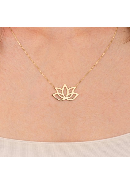 Gümüş Kolye - Lotus 925 Ayar Gümüş Kolye