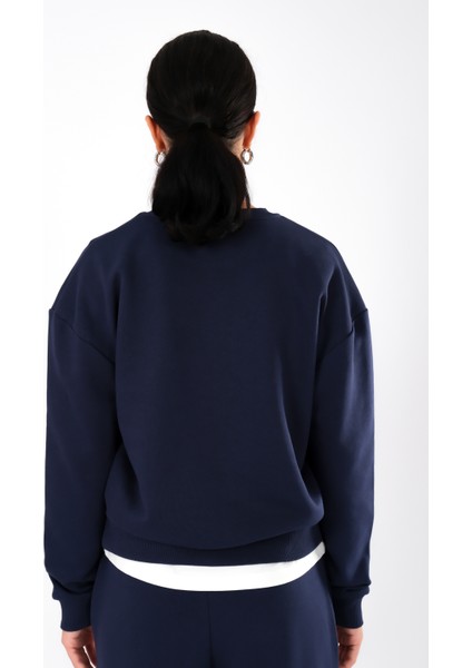 Mental Health Club Relaxed Fit Sweatshirt Kadın - Lacivert fiyatları