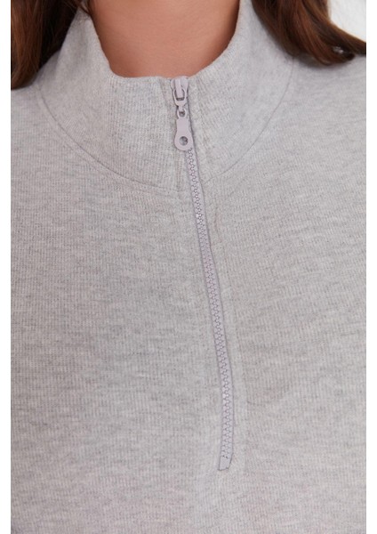 Kadın Büyük Beden Moda Şık Regular Dik Yaka Düşük Kol Crop Fermuarlı Selanik Ince Örme Sweatshirt fırsatları