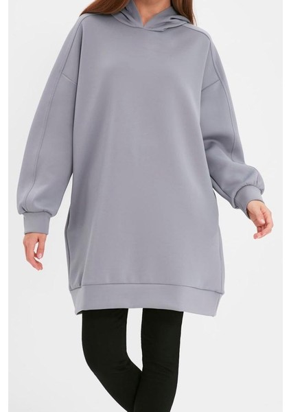 Kadın Tesettür Moda Şık Regular Kapüşonlu Standart Kol Uzun Geniş Kalıp Cepli Scuba Örme Sweatshirt