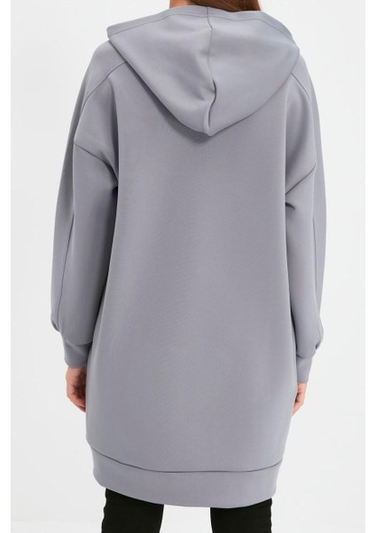 Kadın Tesettür Moda Şık Regular Kapüşonlu Standart Kol Uzun Geniş Kalıp Cepli Scuba Örme Sweatshirt