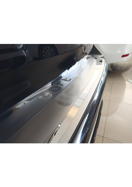 Golf 7 - 7.5 2013-2020 Içın Uyumlu Arka Tampon Ust Koruma B Dızayn modelleri