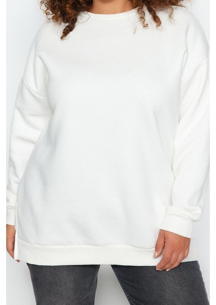 Kadın Büyük Beden Oversize Bisiklet Yaka Standart Kol Bej Kalın Polarlı Yırtmaçlı Örme Sweatshirt