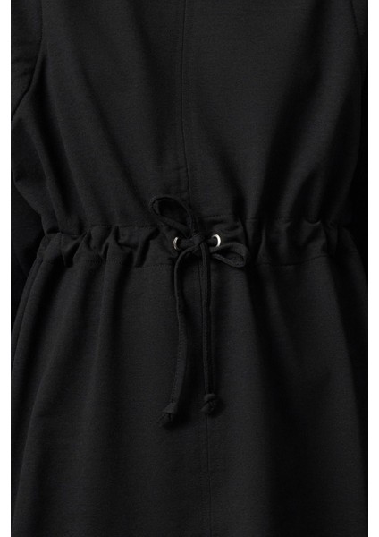 Kadın Tesettür Moda Şık Relaxed Bisiklet Yaka Düşük Kol Regular Bağçık Detaylı Sweatshirt