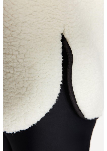 Kadın Oversize Fermuarlı Yaka Düşük Kol Paraşüt Kumaş Detaylı Peluş Geniş Kalıp Örme Spor Sweatshirt fırsatları
