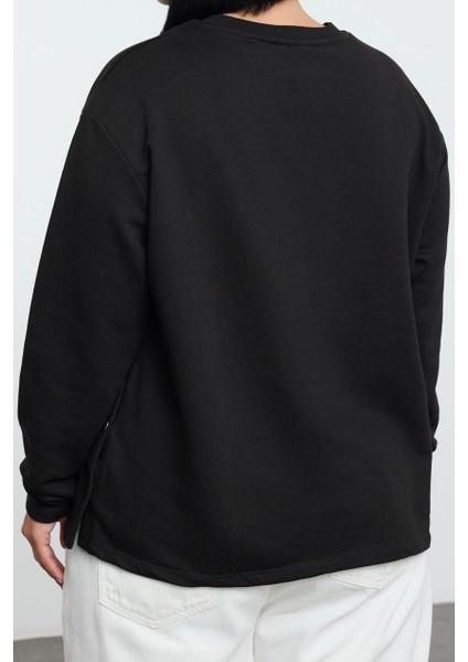 Kadın Büyük Beden Bisiklet Yaka Standart Kol Çıtçıt Detaylı Normal Kalıp Örme Sweatshirt