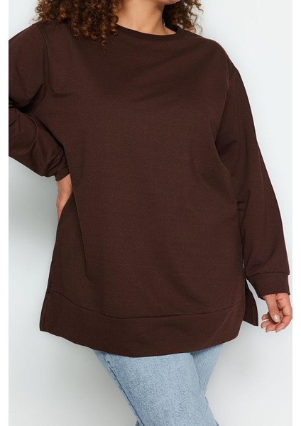 Kadın Büyük Beden Moda Şık Relaxed Bisiklet Yaka Düşük Kol Uzun Yırtmaç Detaylı Ince Örme Sweatshirt