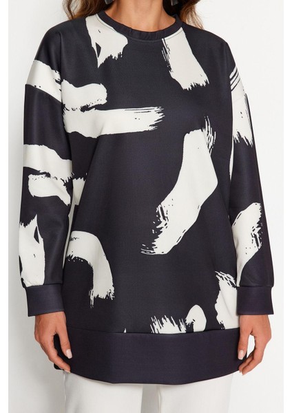 Kadın Tesettür Moda Şık Regular Bisiklet Yaka Düşük Kol Regular Desenli Scuba Örme Sweatshirt