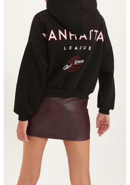Kadın Moda Şık Relaxed Kapüşonlu Düşük Kol Crop Sırt Baskı Detaylı Kalın Içi Polarlı Örme Sweatshirt