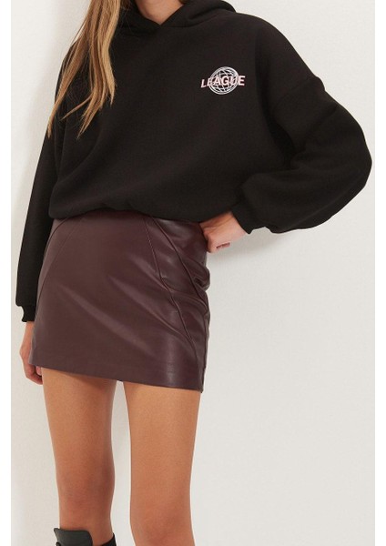 Kadın Moda Şık Relaxed Kapüşonlu Düşük Kol Crop Sırt Baskı Detaylı Kalın Içi Polarlı Örme Sweatshirt