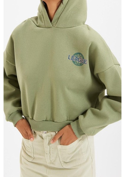 Kadın Moda Şık Relaxed Kapüşonlu Düşük Kol Crop Sırt Baskı Detaylı Kalın Içi Polarlı Örme Sweatshirt