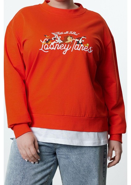 Kadın Büyük Beden Regular Bisiklet Yaka Standart Kol Regular Looney Tunes Lisanslı Örme Sweatshirt