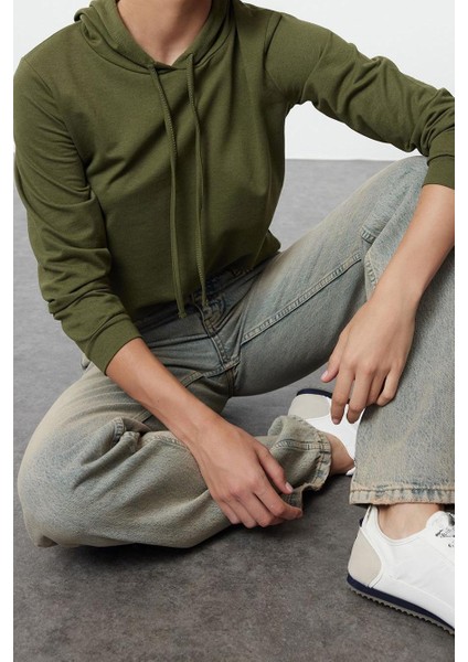 Kadın Moda Şık Regular Kapüşonlu Standart Kol Regular Basic Ince Örme Sweatshirt