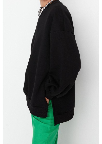 Kadın Oversize Bisiklet Yaka Düşük Kol Uzun Geniş Kalıp Yırtmaç Kalın Içi Polarlı Örme Sweatshirt